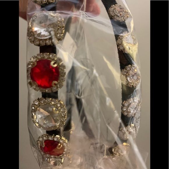 Designers Brands For Customers That Love To Wear Casual and Elegant Accessories; main image 9